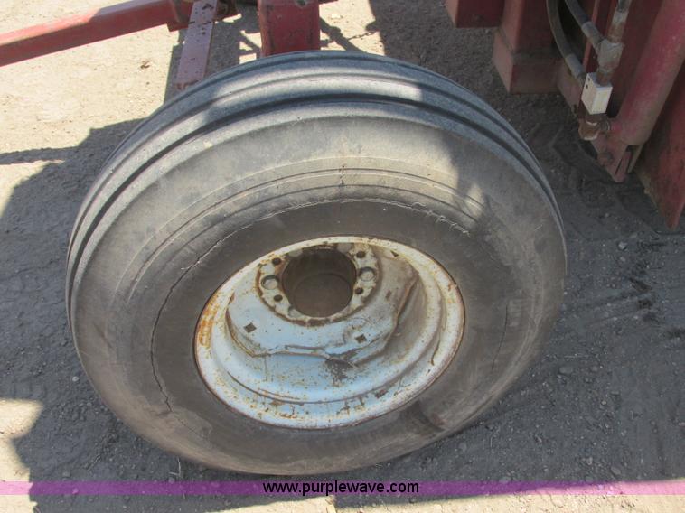 image for item J8237 Silopress XP3 silage bagger