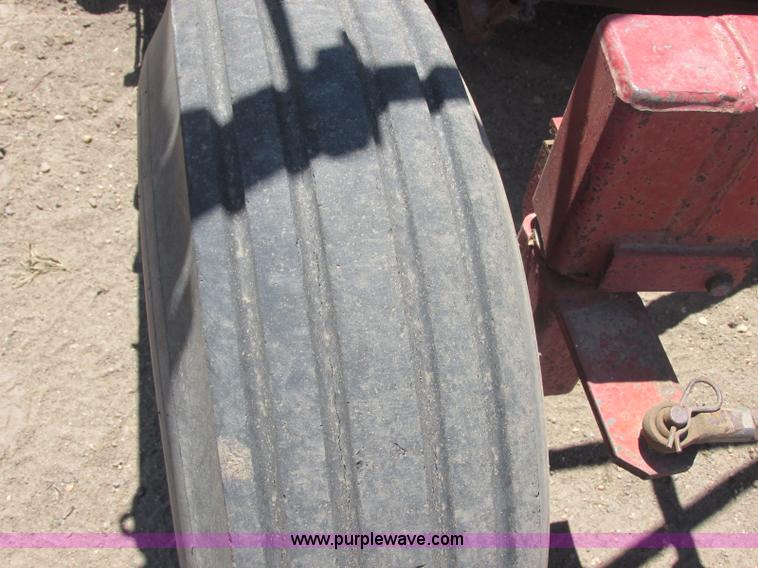 image for item J8237 Silopress XP3 silage bagger