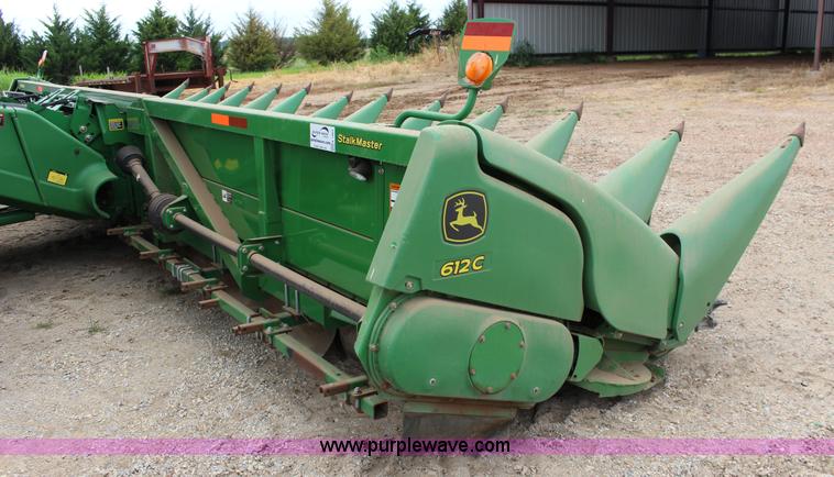 image for item K1003 2010 John Deere 612C Stalkmaster chopping corn head