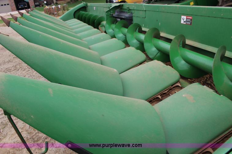 image for item K1003 2010 John Deere 612C Stalkmaster chopping corn head