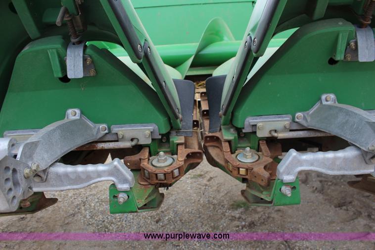image for item K1003 2010 John Deere 612C Stalkmaster chopping corn head