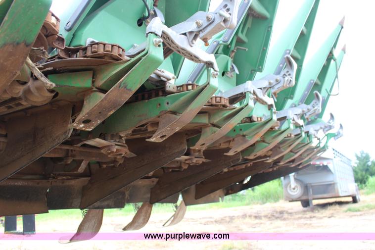 image for item K1003 2010 John Deere 612C Stalkmaster chopping corn head