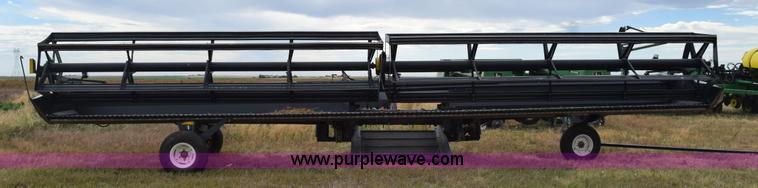 image for item K6115 2005 MacDon 963 draper head