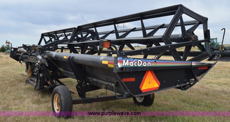 image for item K6115 2005 MacDon 963 draper head