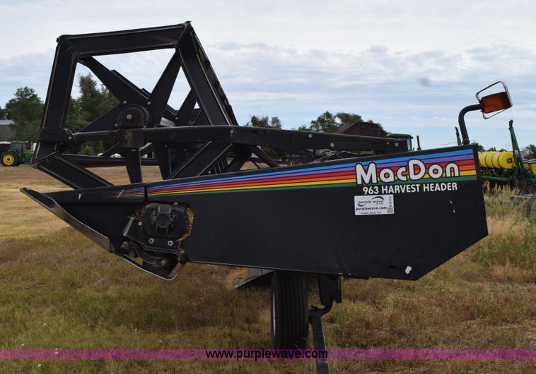 image for item K6115 2005 MacDon 963 draper head