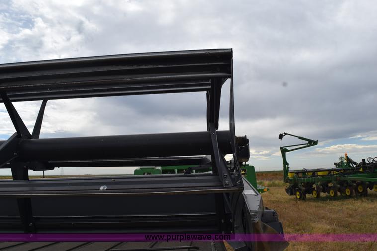 image for item K6115 2005 MacDon 963 draper head