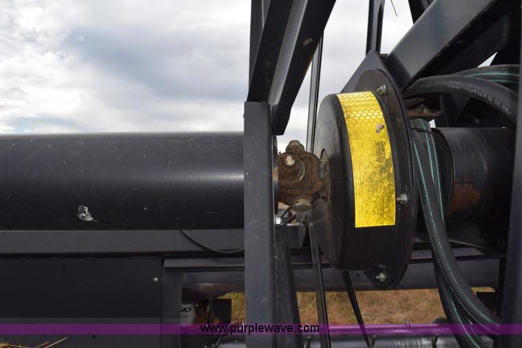 image for item K6115 2005 MacDon 963 draper head