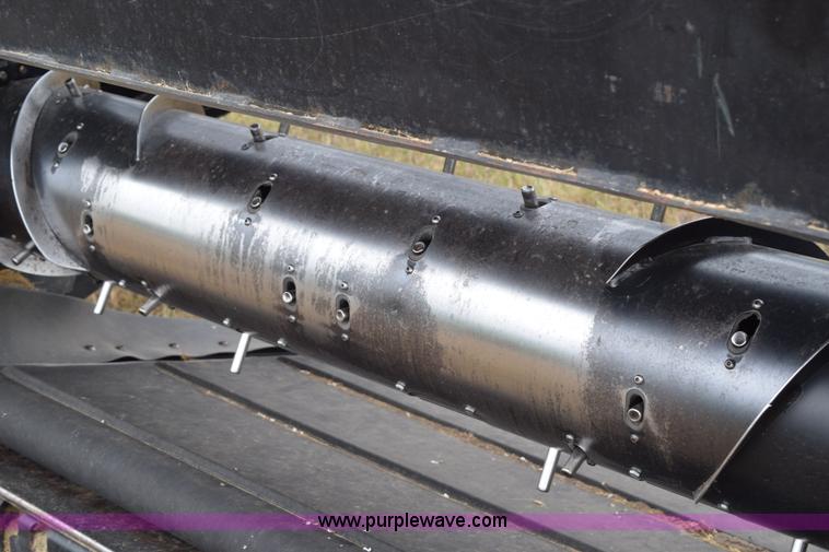 image for item K6115 2005 MacDon 963 draper head