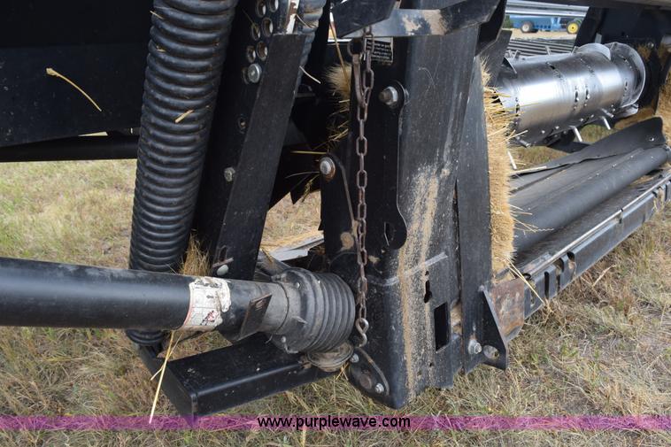 image for item K6115 2005 MacDon 963 draper head