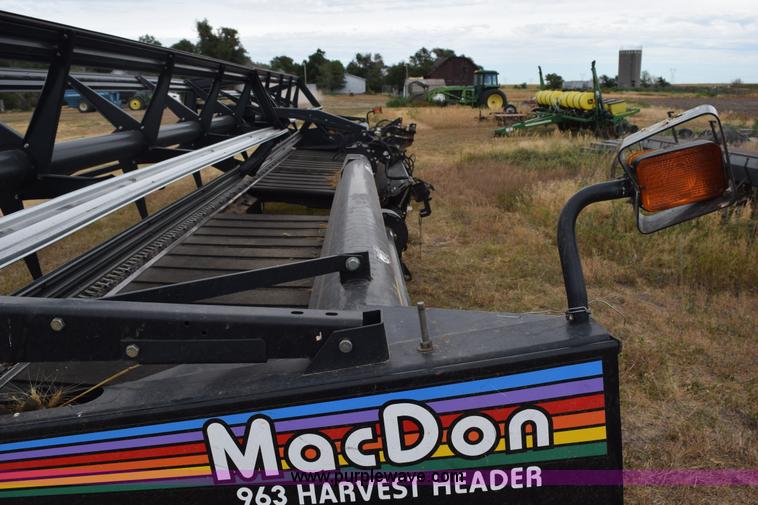 image for item K6115 2005 MacDon 963 draper head