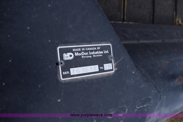 image for item K6115 2005 MacDon 963 draper head