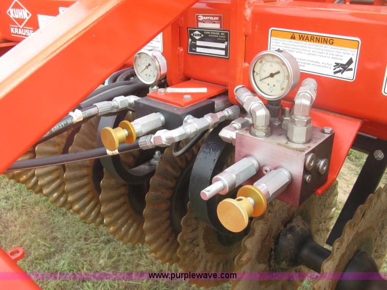 image for item K8685 2013 Kuhn-krause 8000 Excelerator vertical tiller