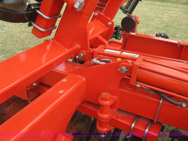 image for item K8685 2013 Kuhn-krause 8000 Excelerator vertical tiller