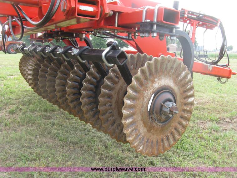 image for item K8685 2013 Kuhn-krause 8000 Excelerator vertical tiller