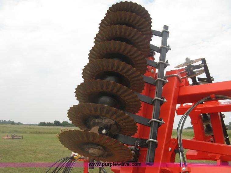 image for item K8685 2013 Kuhn-krause 8000 Excelerator vertical tiller