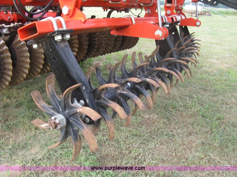 image for item K8685 2013 Kuhn-krause 8000 Excelerator vertical tiller