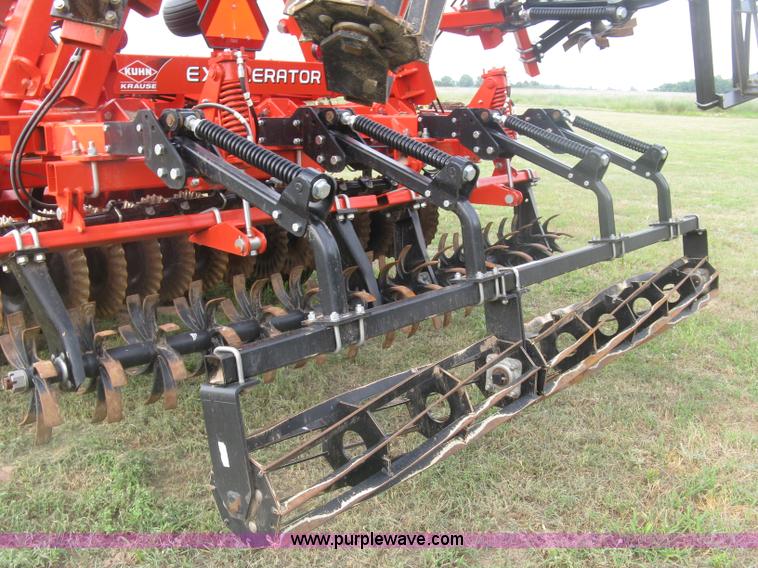 image for item K8685 2013 Kuhn-krause 8000 Excelerator vertical tiller