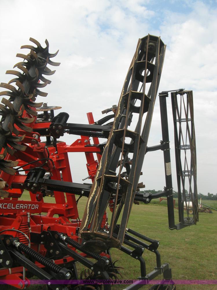 image for item K8685 2013 Kuhn-krause 8000 Excelerator vertical tiller