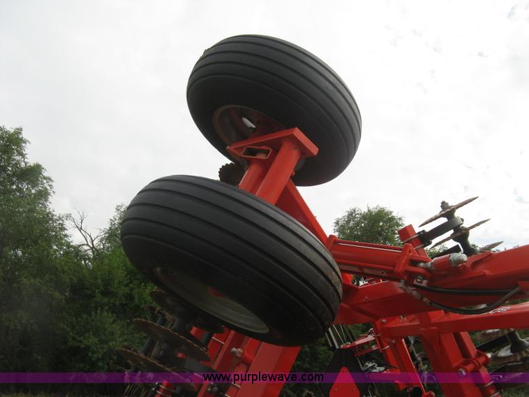 image for item K8685 2013 Kuhn-krause 8000 Excelerator vertical tiller