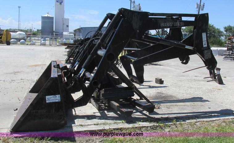 image for item L4008 Great Bend 870 loader