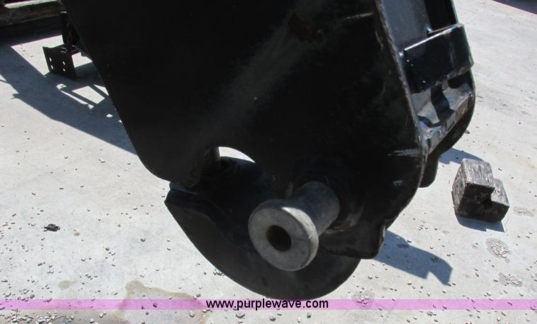 image for item L4008 Great Bend 870 loader