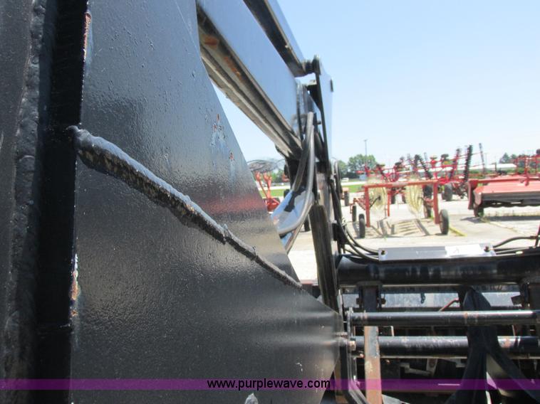 image for item L4008 Great Bend 870 loader