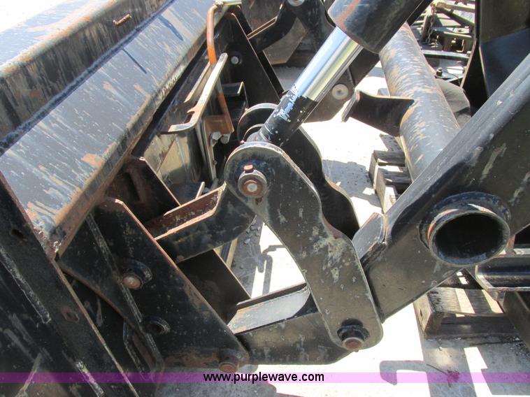 image for item L4008 Great Bend 870 loader