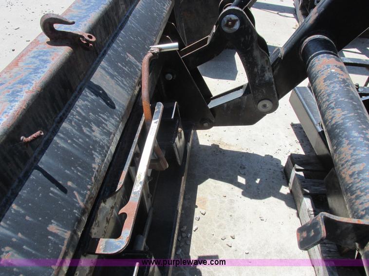 image for item L4008 Great Bend 870 loader