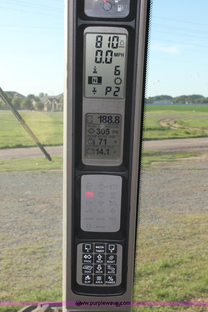 image for item L4337 2002 Case IH MX270 MFWD tractor