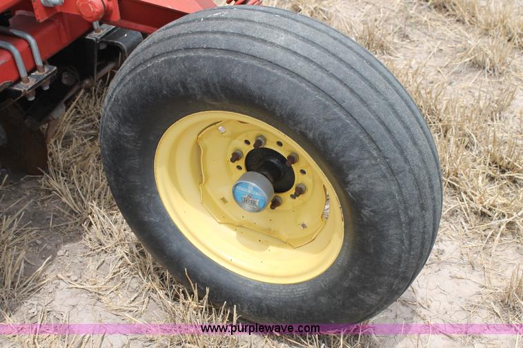 image for item L4343 Sunflower 9411 grain drill