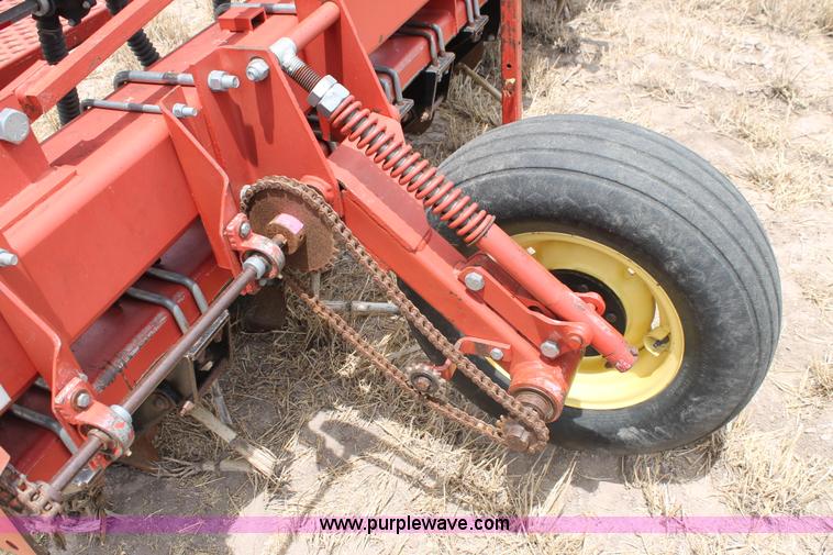 image for item L4343 Sunflower 9411 grain drill