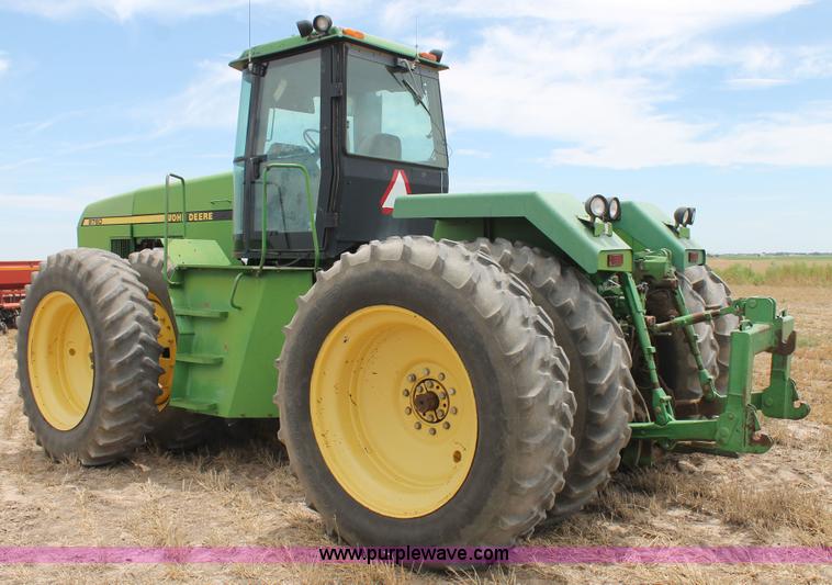 image for item L4349 1990 John Deere 8760 4WD tractor