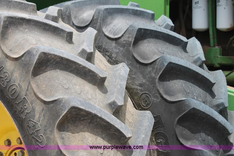 image for item L4349 1990 John Deere 8760 4WD tractor