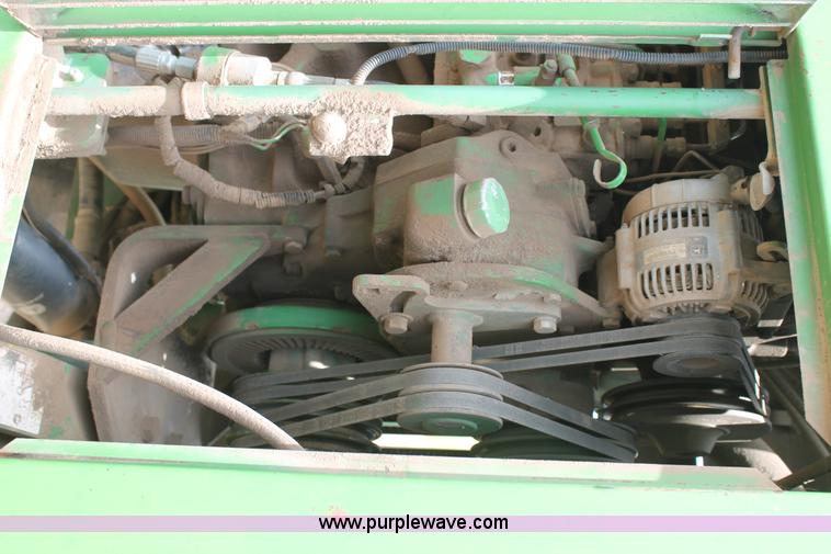 image for item L4349 1990 John Deere 8760 4WD tractor