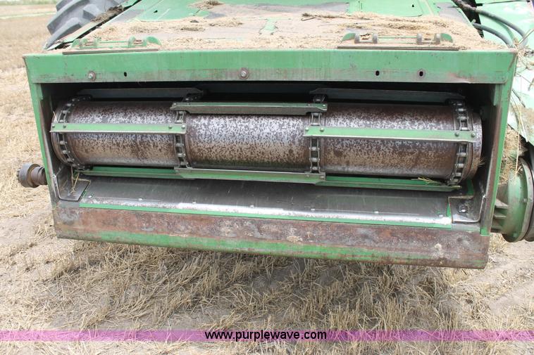 image for item L4350 1995 John Deere 9600 combine