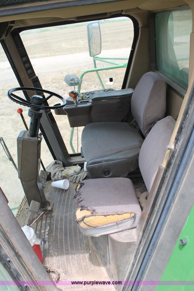 image for item L4350 1995 John Deere 9600 combine