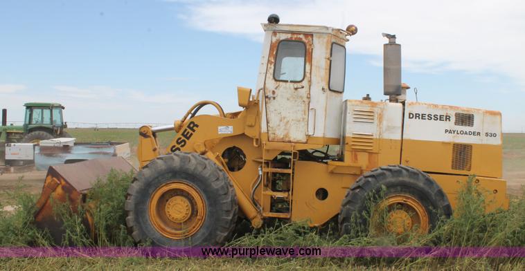 image for item L4351 1978 Dresser 530 Payloader wheel loader