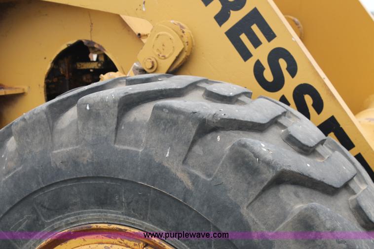 image for item L4351 1978 Dresser 530 Payloader wheel loader
