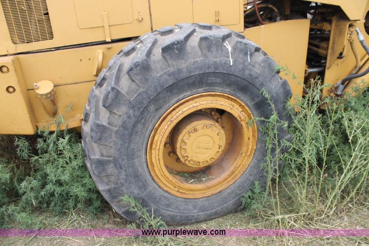 image for item L4351 1978 Dresser 530 Payloader wheel loader