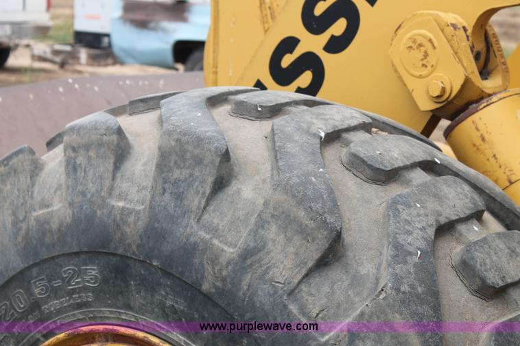 image for item L4351 1978 Dresser 530 Payloader wheel loader