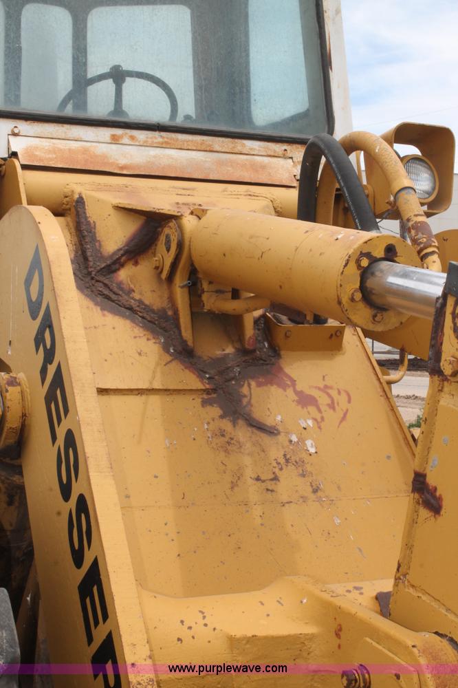 image for item L4351 1978 Dresser 530 Payloader wheel loader