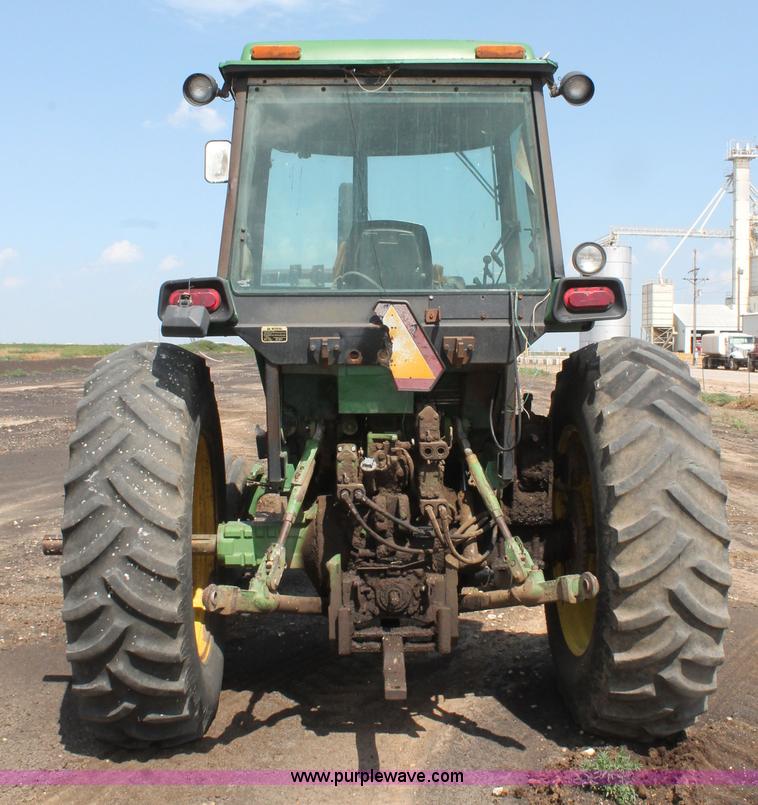 image for item L4354 1981 John Deere 4440 tractor