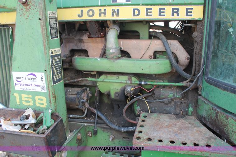 image for item L4354 1981 John Deere 4440 tractor