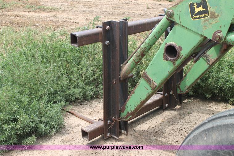 image for item L4354 1981 John Deere 4440 tractor