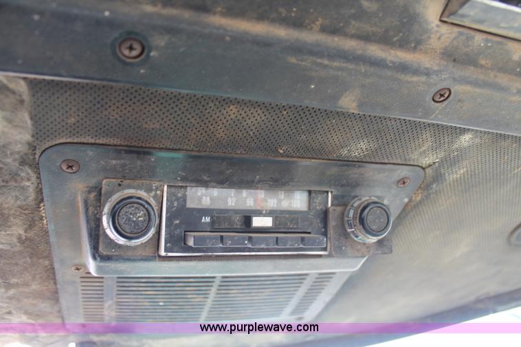 image for item L4354 1981 John Deere 4440 tractor