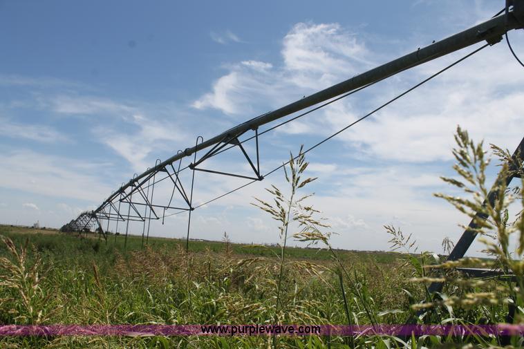 image for item L4356 Valley quarter mile center pivot sprinkler