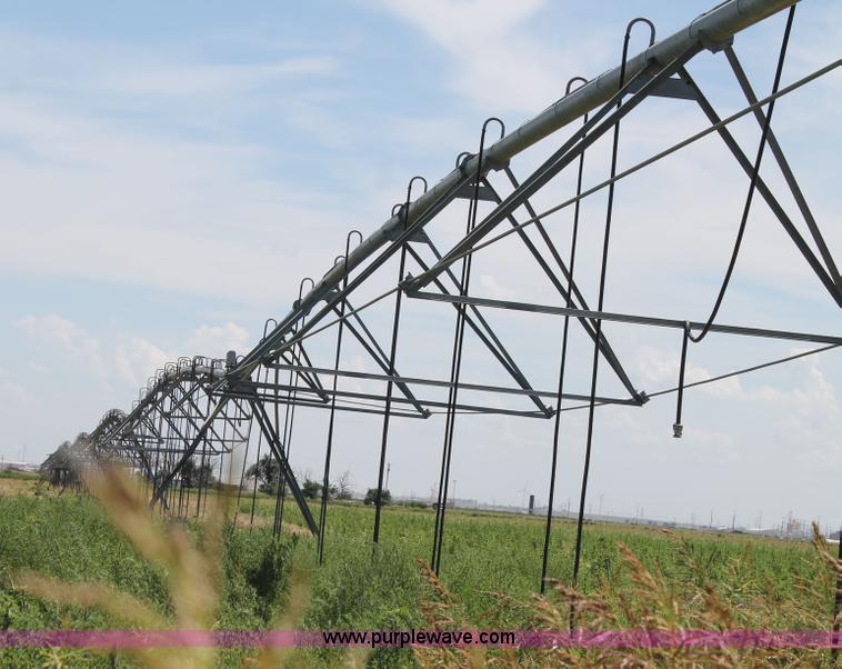 image for item L4356 Valley quarter mile center pivot sprinkler