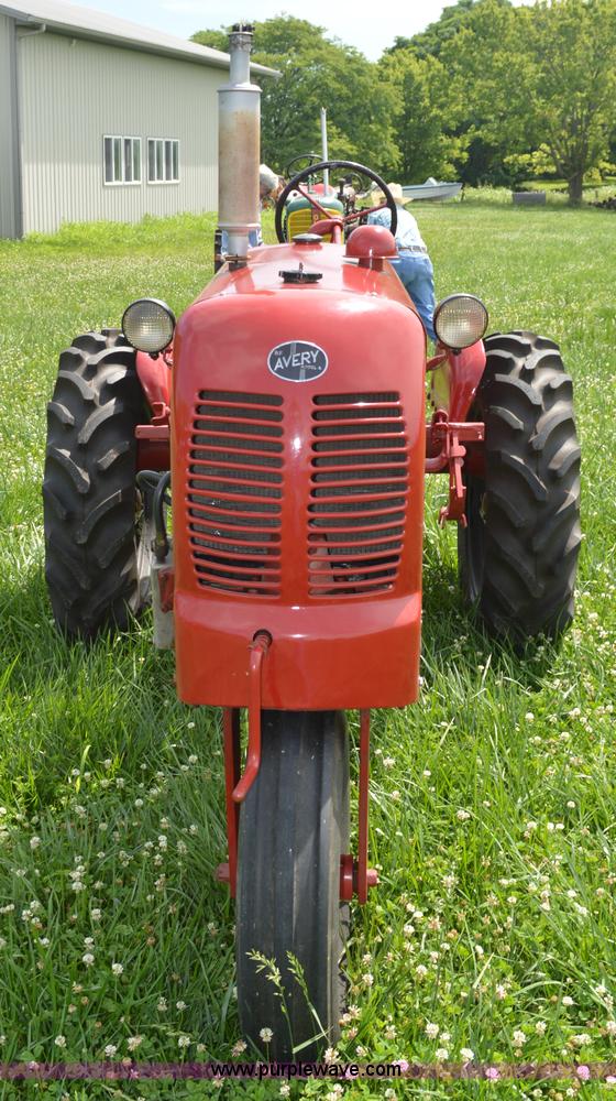 image for item AO9067 B.F. Avery A tractor