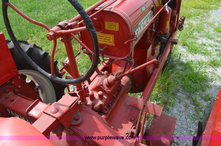 image for item AO9070 McCormick-Deering Farmall F20 tractor