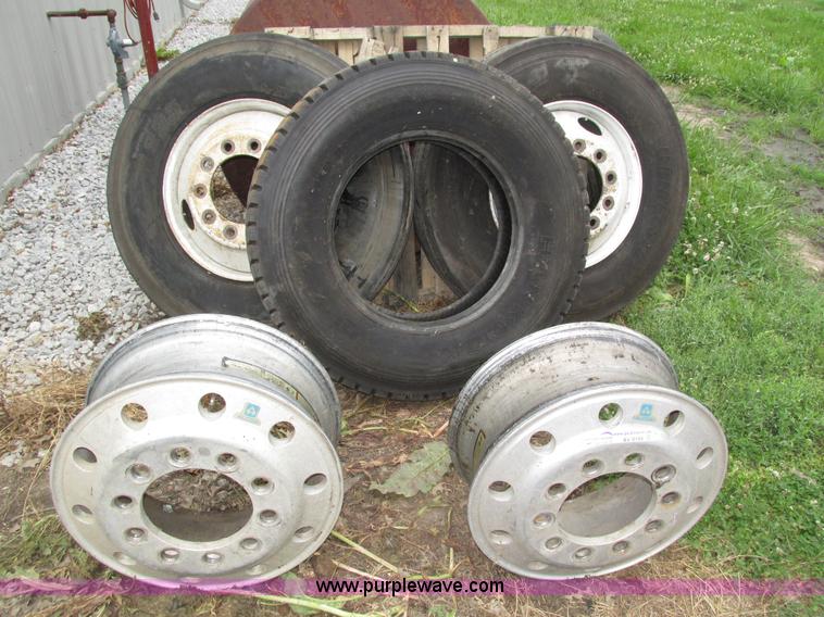 image for item AV9169 Assorted 22.5 wheels and tires